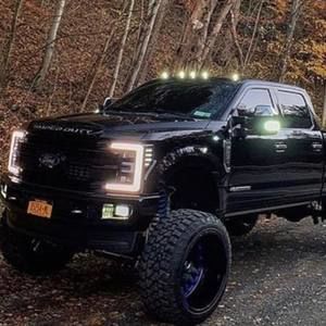 Meet your Posher, Michael